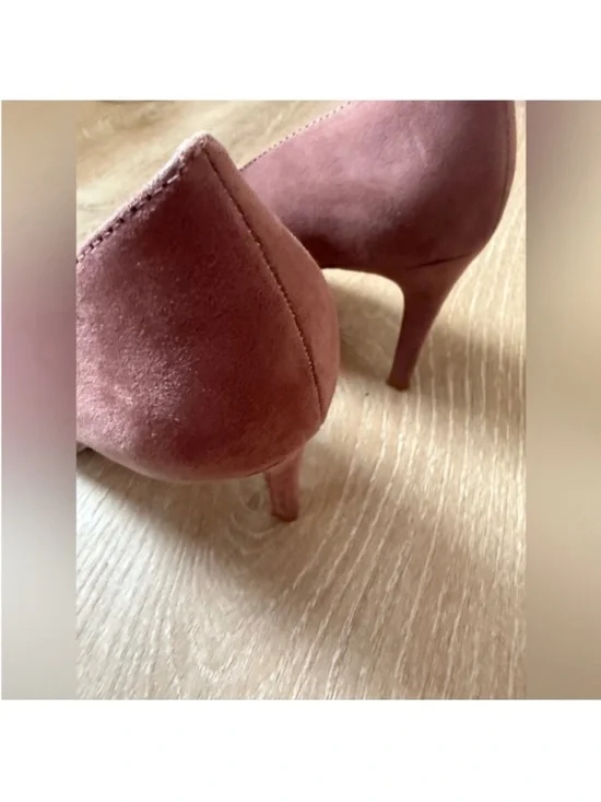 INC International Concepts Mauve Suede Pointed Toe Pumps - Picture 3 of 5